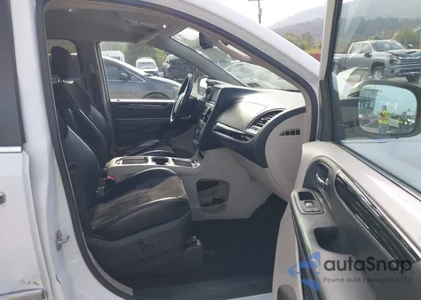 2016 Chrysler Town & Country Limited из США, поврежденный, VIN 2C4RC1JG8GR221572